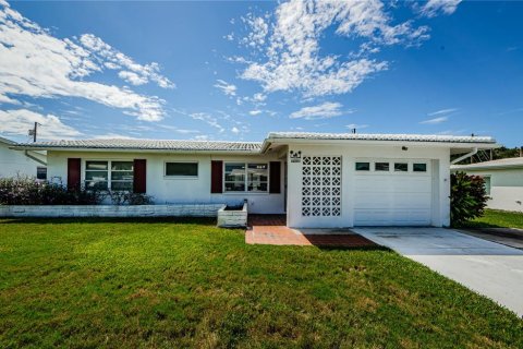 Casa en venta en Seminole, Florida, 2 dormitorios, 94.48 m2 № 1378086 - foto 1