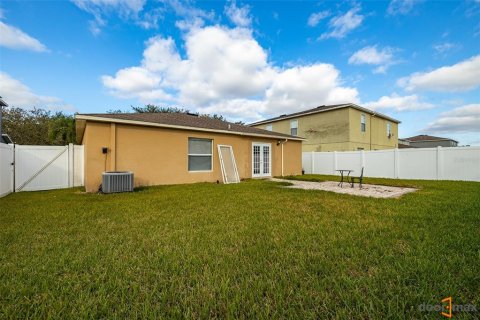 House in Wesley Chapel, Florida 3 bedrooms, 155.89 sq.m. № 1378153 - photo 17