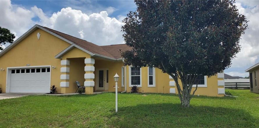 Casa en Ocala, Florida 3 dormitorios, 164.62 m2 № 1349913