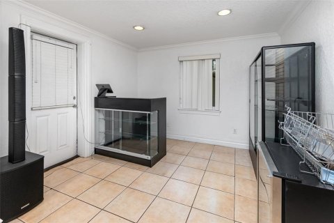 Immobilier commercial à vendre à Orlando, Floride: 406.35 m2 № 1349914 - photo 16