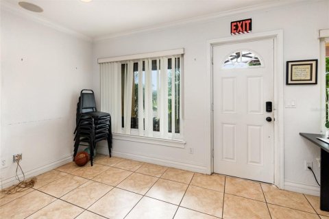 Immobilier commercial à vendre à Orlando, Floride: 406.35 m2 № 1349914 - photo 11