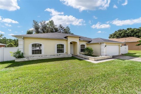 Villa ou maison à vendre à Ocala, Floride: 3 chambres, 198.07 m2 № 1349855 - photo 1