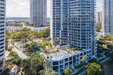 Copropriété à vendre à Aventura, Floride: 2 chambres, 138.89 m2 № 1037383 - photo 26