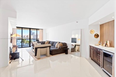 Condo in Aventura, Florida, 2 bedrooms  № 1037383 - photo 4