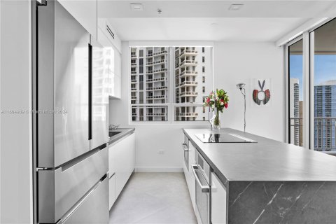 Copropriété à vendre à Miami, Floride: 2 chambres, 129.78 m2 № 1225097 - photo 5