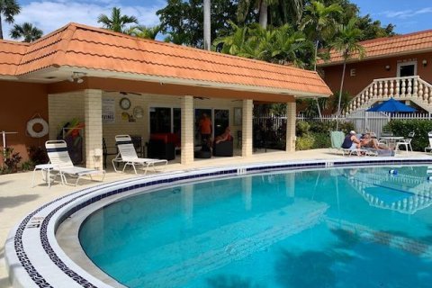 Condominio en venta en Wilton Manors, Florida, 2 dormitorios, 109.62 m2 № 1068279 - foto 3