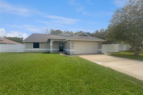 House in Palm Coast, Florida 3 bedrooms, 168.15 sq.m. № 1342790 - photo 1