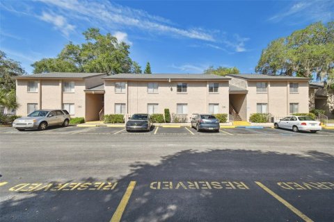 Copropriété à vendre à Tampa, Floride: 2 chambres, 90.58 m2 № 1342001 - photo 1