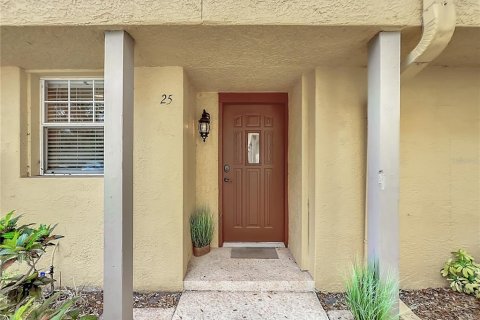 Condominio en venta en Orlando, Florida, 2 dormitorios, 103.68 m2 № 1030722 - foto 2