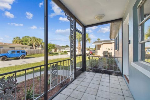 Villa ou maison à vendre à Port Richey, Floride: 2 chambres, 106.84 m2 № 1381125 - photo 6