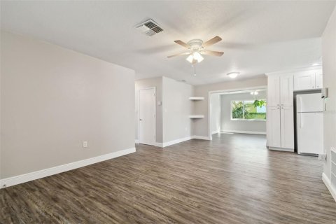 Villa ou maison à vendre à Port Richey, Floride: 2 chambres, 106.84 m2 № 1381125 - photo 9