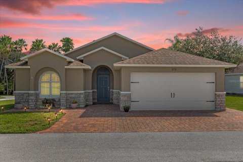 Villa ou maison à vendre à Davenport, Floride: 3 chambres, 128.67 m2 № 1336487 - photo 1