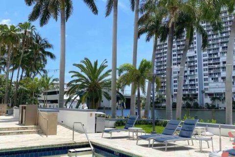 Condominio en venta en Fort Lauderdale, Florida, 1 dormitorio, 35.21 m2 № 1208062 - foto 30