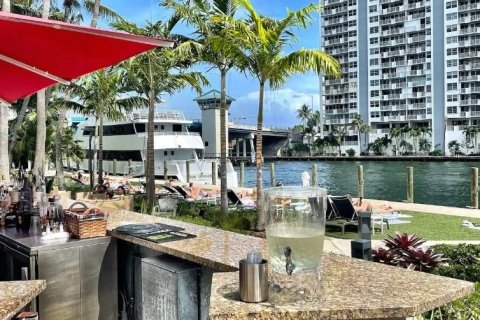 Condo in Fort Lauderdale, Florida, 1 bedroom  № 1208062 - photo 22