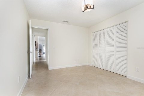 Townhouse in Kissimmee, Florida 3 bedrooms, 114.64 sq.m. № 1353651 - photo 20