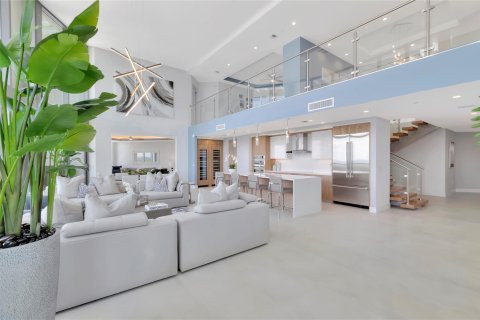 Condo in Fort Lauderdale, Florida, 5 bedrooms  № 1060085 - photo 3