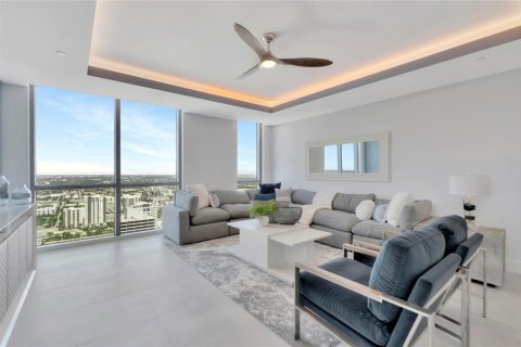 Condo in Fort Lauderdale, Florida, 5 bedrooms  № 1060085 - photo 9