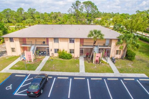 Condo in Port Charlotte, Florida, 2 bedrooms  № 1062548 - photo 26