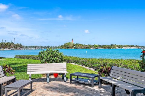 Condo in Jupiter, Florida, 2 bedrooms  № 1073509 - photo 10