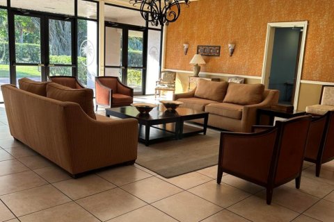 Condominio en venta en Palm Springs, Florida, 1 dormitorio, 64.2 m2 № 1040907 - foto 4