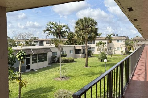Condominio en venta en Palm Springs, Florida, 1 dormitorio, 64.2 m2 № 1040907 - foto 19