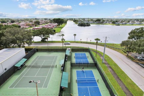 Copropriété à vendre à Delray Beach, Floride: 2 chambres, 85.47 m2 № 1040873 - photo 1