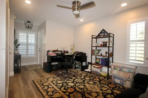 Townhouse in Jupiter, Florida 3 bedrooms, 145.11 sq.m. № 1081171 - photo 13