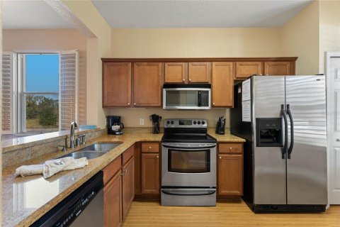 Condo in Davenport, Florida, 4 bedrooms  № 1386312 - photo 12