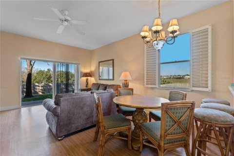 Condo in Davenport, Florida, 4 bedrooms  № 1386312 - photo 5