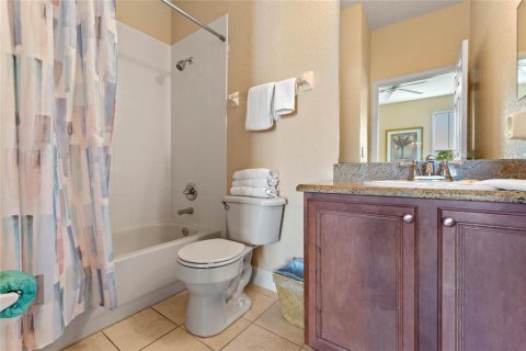 Condo in Davenport, Florida, 4 bedrooms  № 1386312 - photo 25