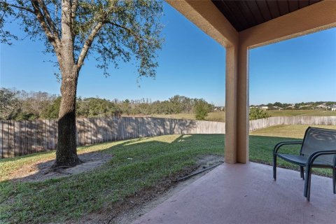 Condo in Davenport, Florida, 4 bedrooms  № 1386312 - photo 27