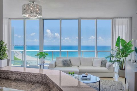 Condominio en venta en Miami Beach, Florida, 2 dormitorios, 148.18 m2 № 1386132 - foto 24