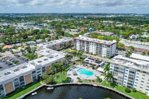 Condominio en venta en Oakland Park, Florida, 2 dormitorios, 84.73 m2 № 1228718 - foto 3