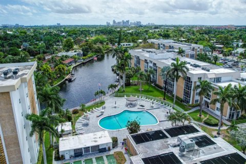 Condominio en venta en Oakland Park, Florida, 2 dormitorios, 84.73 m2 № 1228718 - foto 9