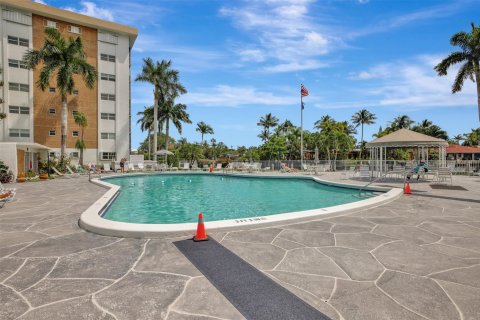 Condominio en venta en Oakland Park, Florida, 2 dormitorios, 84.73 m2 № 1228718 - foto 10