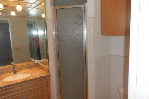 Condo in Fort Lauderdale, Florida, 2 bedrooms  № 1031479 - photo 16