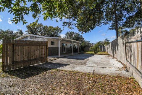 House in Tampa, Florida 3 bedrooms, 135.64 sq.m. № 1434710 - photo 20