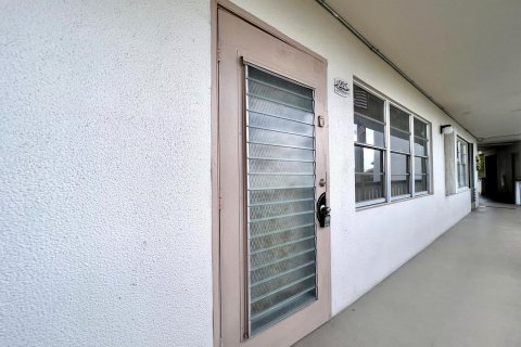 Condominio en venta en West Palm Beach, Florida, 1 dormitorio, 66.89 m2 № 1068446 - foto 6