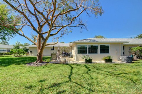 Villa ou maison à vendre à Lake Worth, Floride: 2 chambres, 112.23 m2 № 1060132 - photo 20