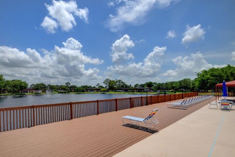 Casa en venta en Lake Worth, Florida, 2 dormitorios, 112.23 m2 № 1060132 - foto 14