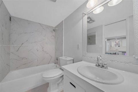 Copropriété à vendre à Miami Beach, Floride: 1 chambre, 61.78 m2 № 1356866 - photo 22