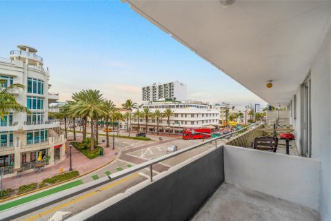 Copropriété à vendre à Miami Beach, Floride: 1 chambre, 61.78 m2 № 1356866 - photo 5