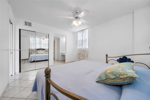 Copropriété à vendre à Miami Beach, Floride: 1 chambre, 61.78 m2 № 1356866 - photo 26