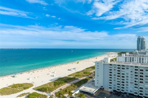 Copropriété à vendre à Miami Beach, Floride: 1 chambre, 61.78 m2 № 1356866 - photo 4