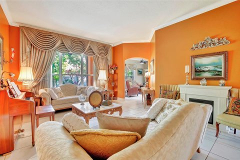 Villa ou maison à vendre à Miramar, Floride: 5 chambres, 335.1 m2 № 1071730 - photo 18
