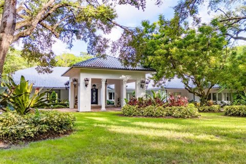 Villa ou maison à vendre à Coral Gables, Floride: 6 chambres, 817.91 m2 № 1294282 - photo 3