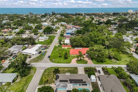 House in Venice, Florida 4 bedrooms, 239.5 sq.m. № 1341005 - photo 2