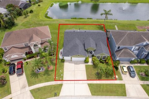 Villa ou maison à vendre à Kissimmee, Floride: 5 chambres, 216.83 m2 № 1350256 - photo 3