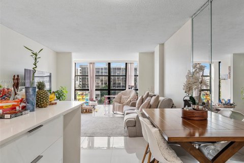 Copropriété à vendre à Hallandale Beach, Floride: 1 chambre, 85.01 m2 № 1397349 - photo 8