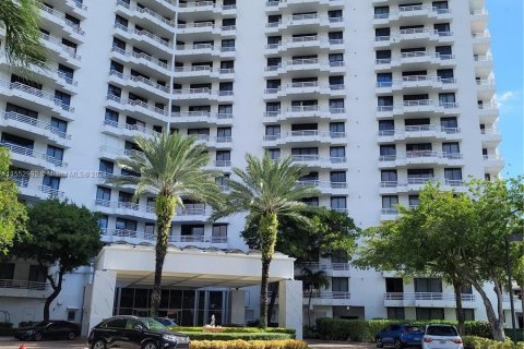Condominio en venta en Aventura, Florida, 2 dormitorios, 98.66 m2 № 1073008 - foto 10